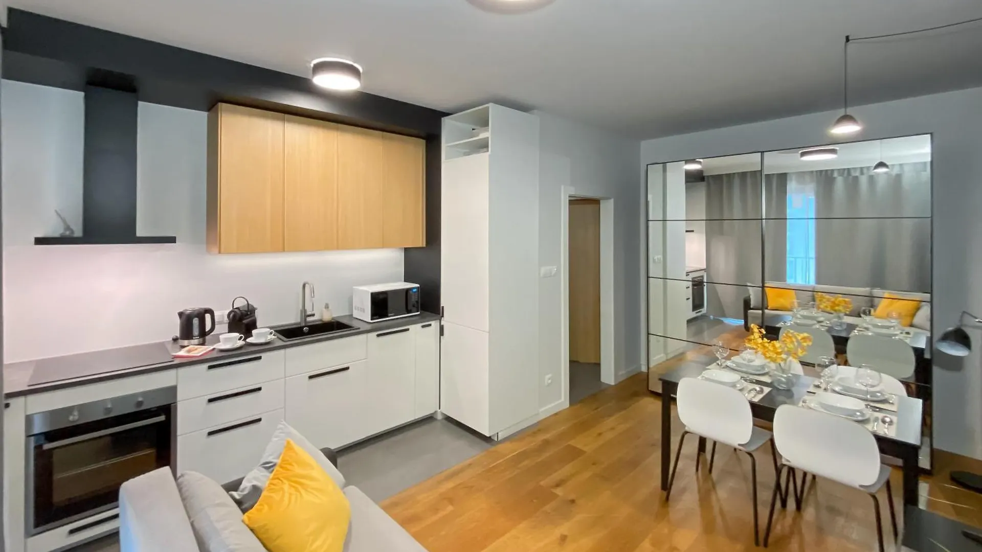 Like Home Apartments Krakow